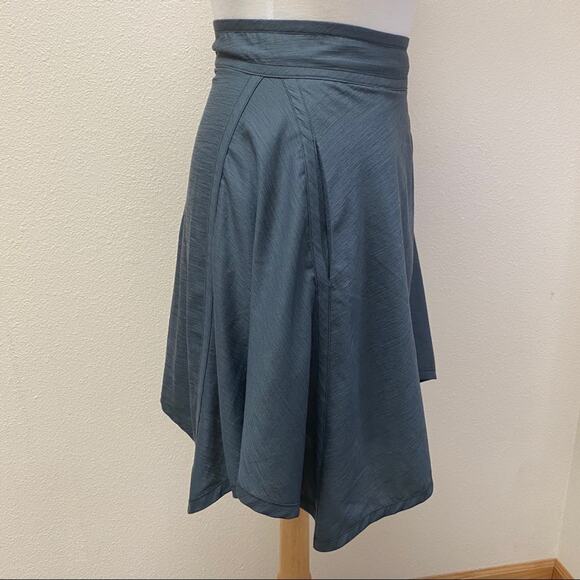 BCBGeneration Wrap Skirt in Dark Green Size 2 - Picture 2 of 7